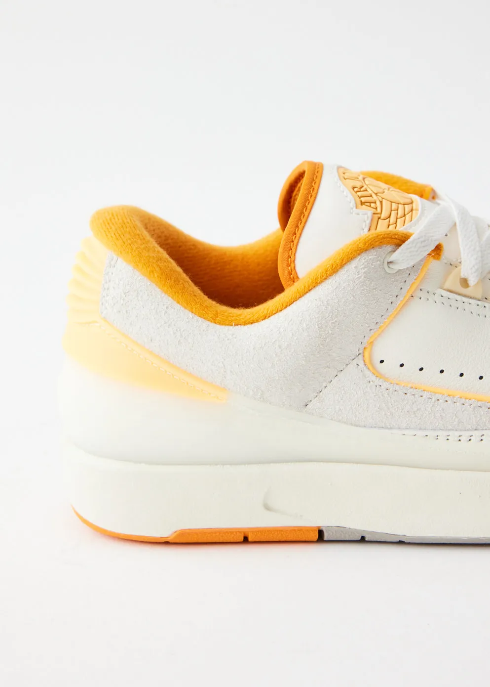 Air Jordan 2 Retro Low 'Melon Tint' Sneakers